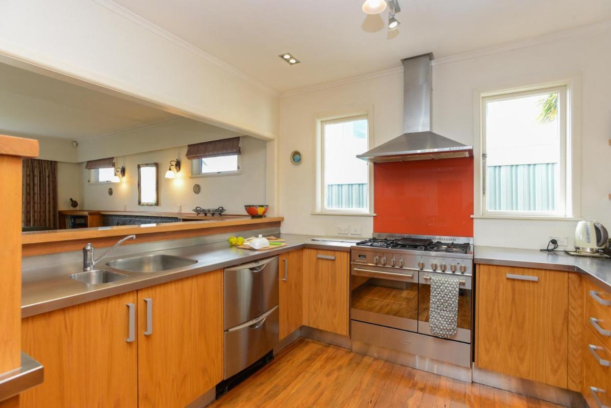 Breakwater Cottage - Napier Holiday Home Luaran gambar