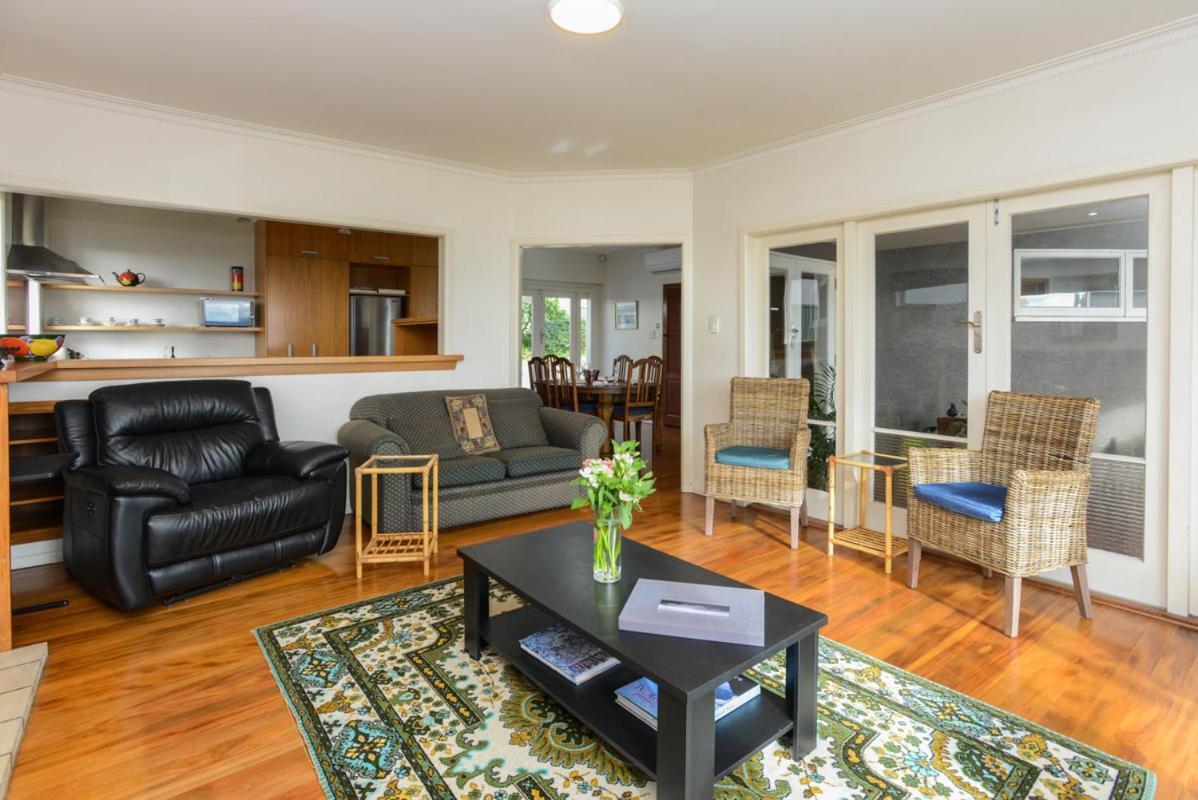 Breakwater Cottage - Napier Holiday Home Luaran gambar